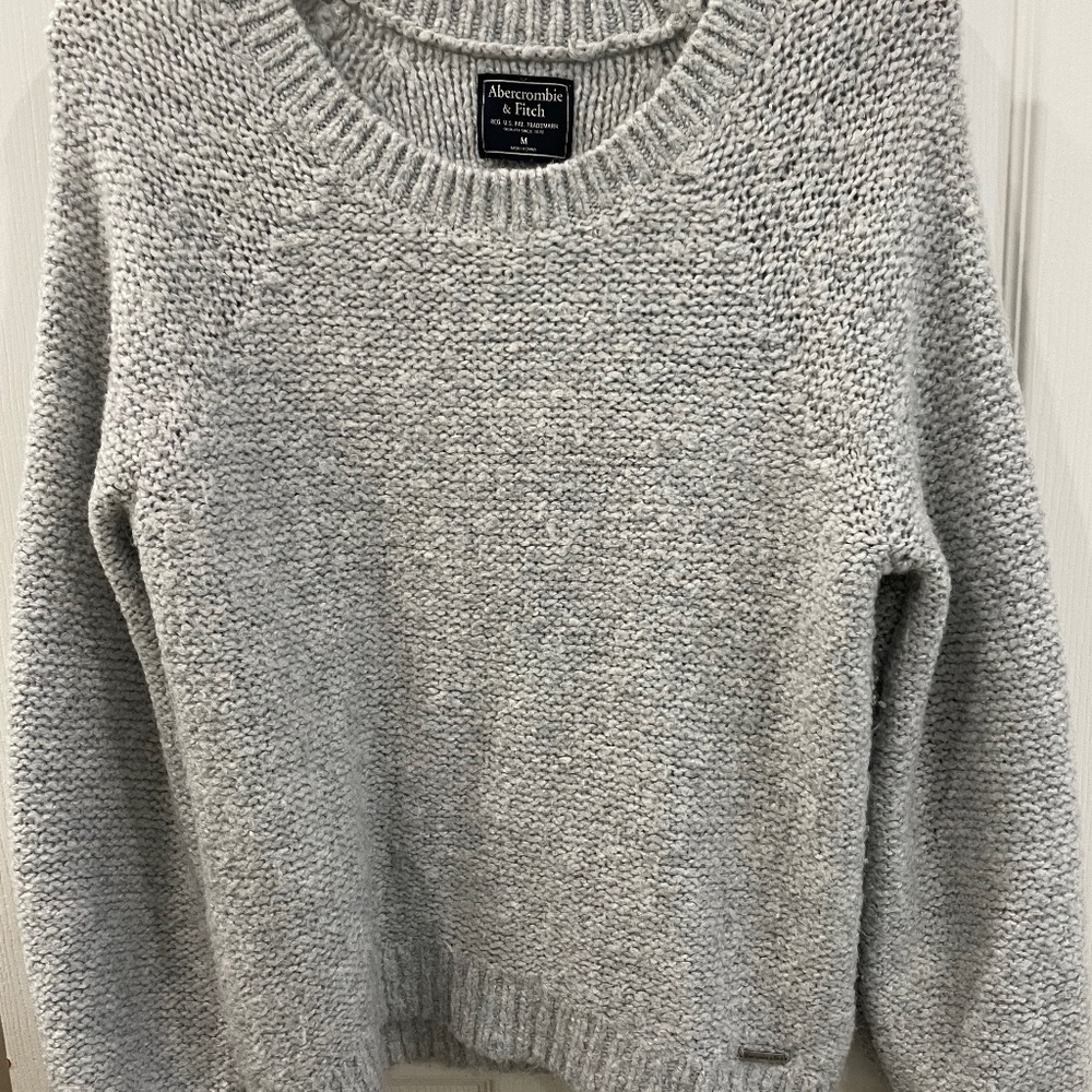 Abercrombie and Fitch relaxed fit sweater